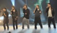 /album/galeria-de-fotos-historia/one-direction-sing-total-eclipse-of-the-heart-the-x-factor-live-show-4-in-2010-jpg/